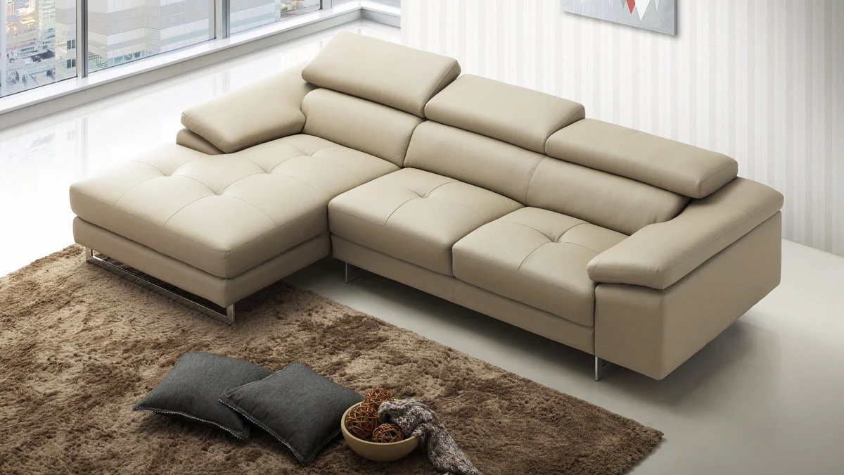 How to keep your leather lounge clean