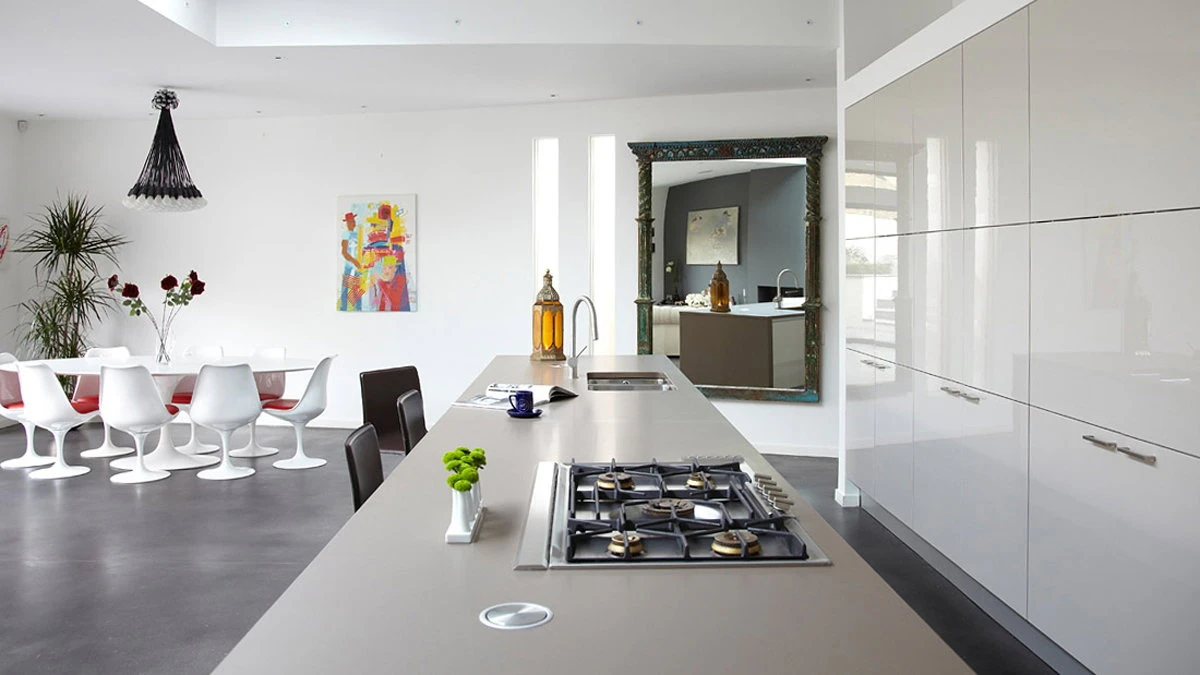 Decorating the Home from the Outset