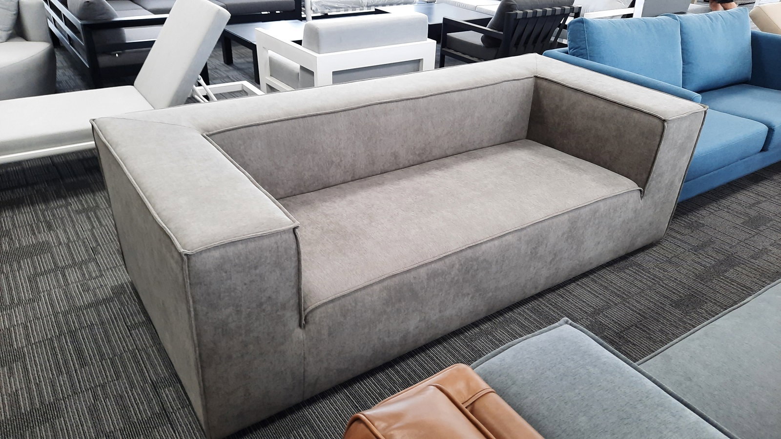 ATLAS Fabric 2.5 Seat Sofa (Firmness- Soft ,fill- Foam ,fabric- Manisa Espresso - SKU1529041) 1