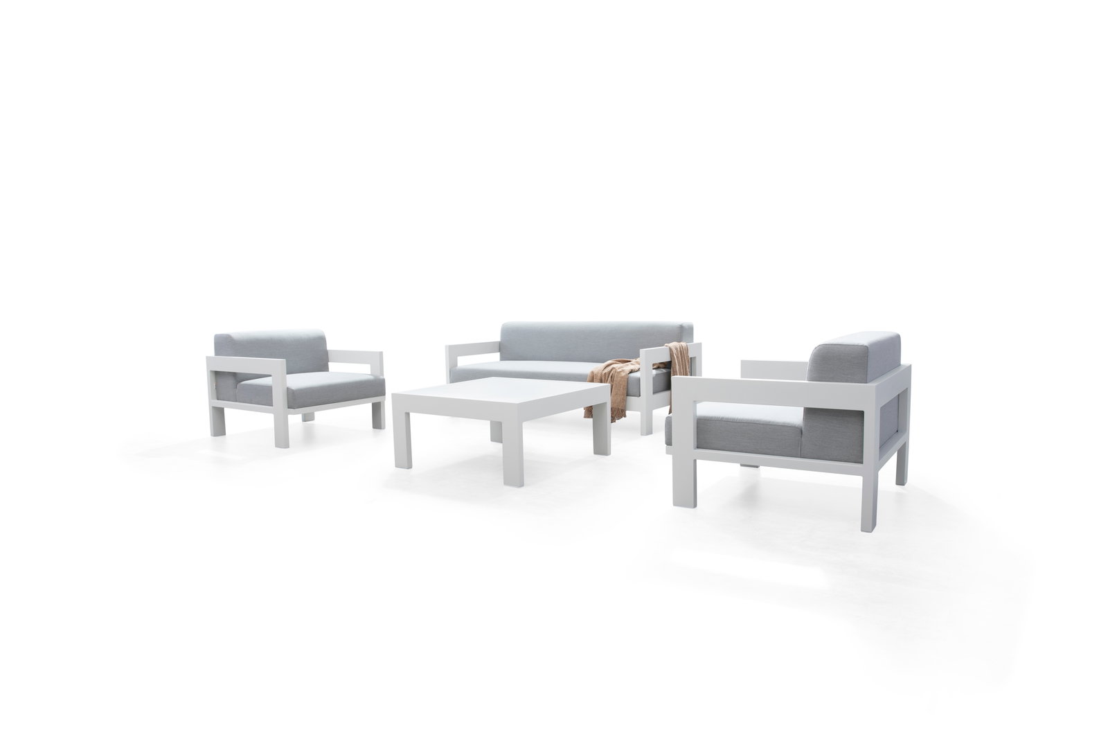 New Noosa White Outdoor Lounge Set 2+1+1 With Coffee Table