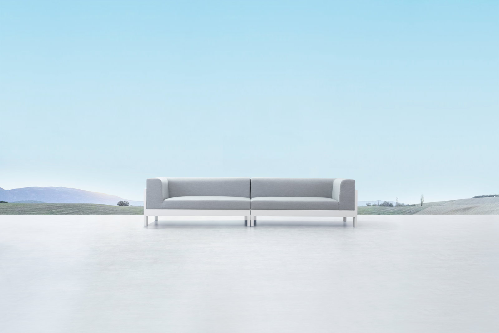 New Noosa White Outdoor Fabric Lounge