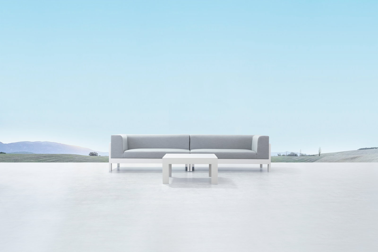 New Noosa White Outdoor Fabric Lounge With Coffee Table