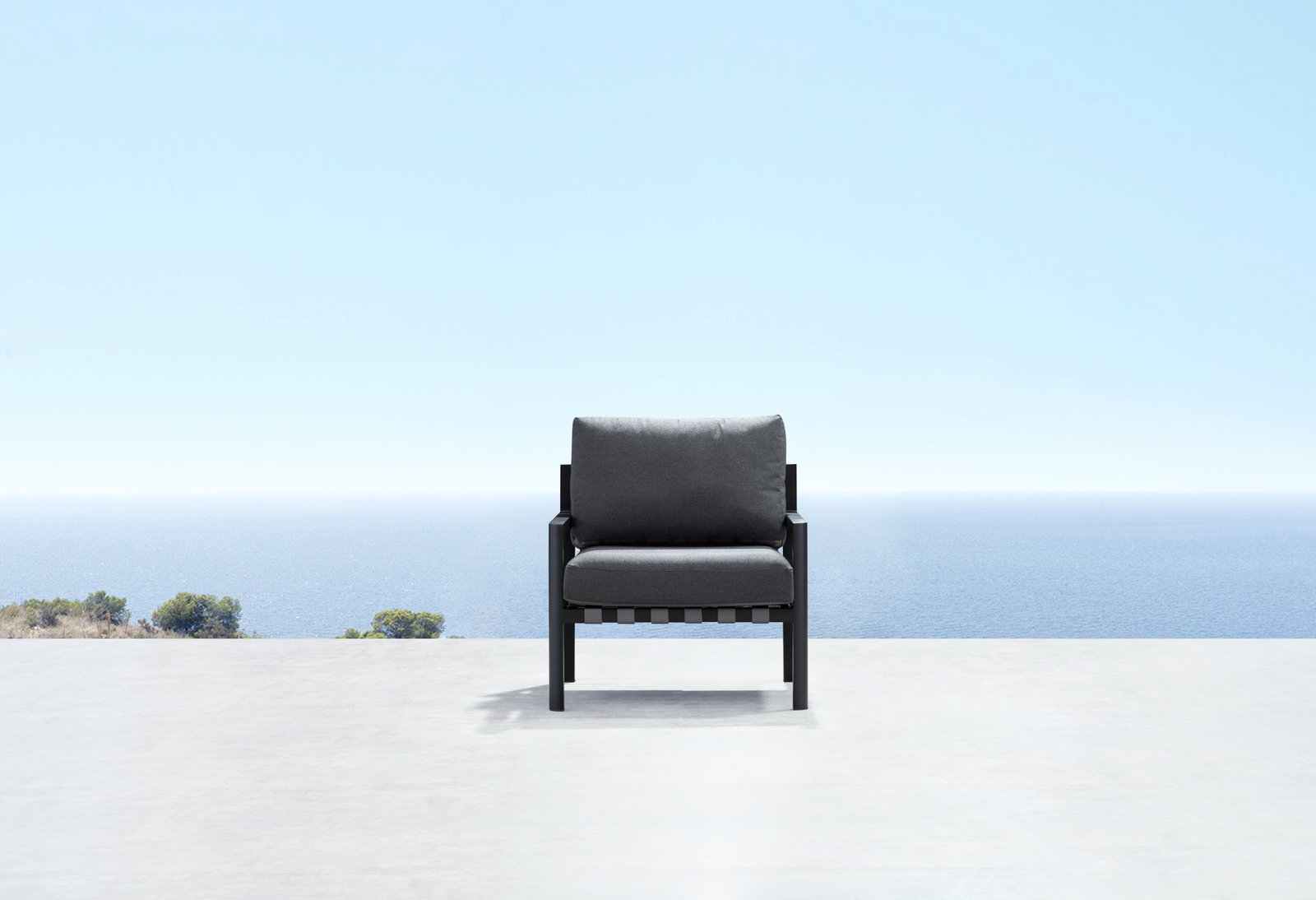 Manly Black Outdoor Armchair