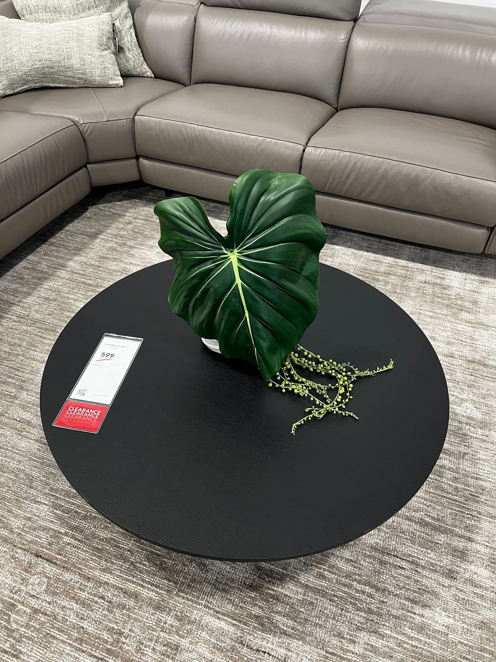 ROMANO BLACK Coffee Table 1