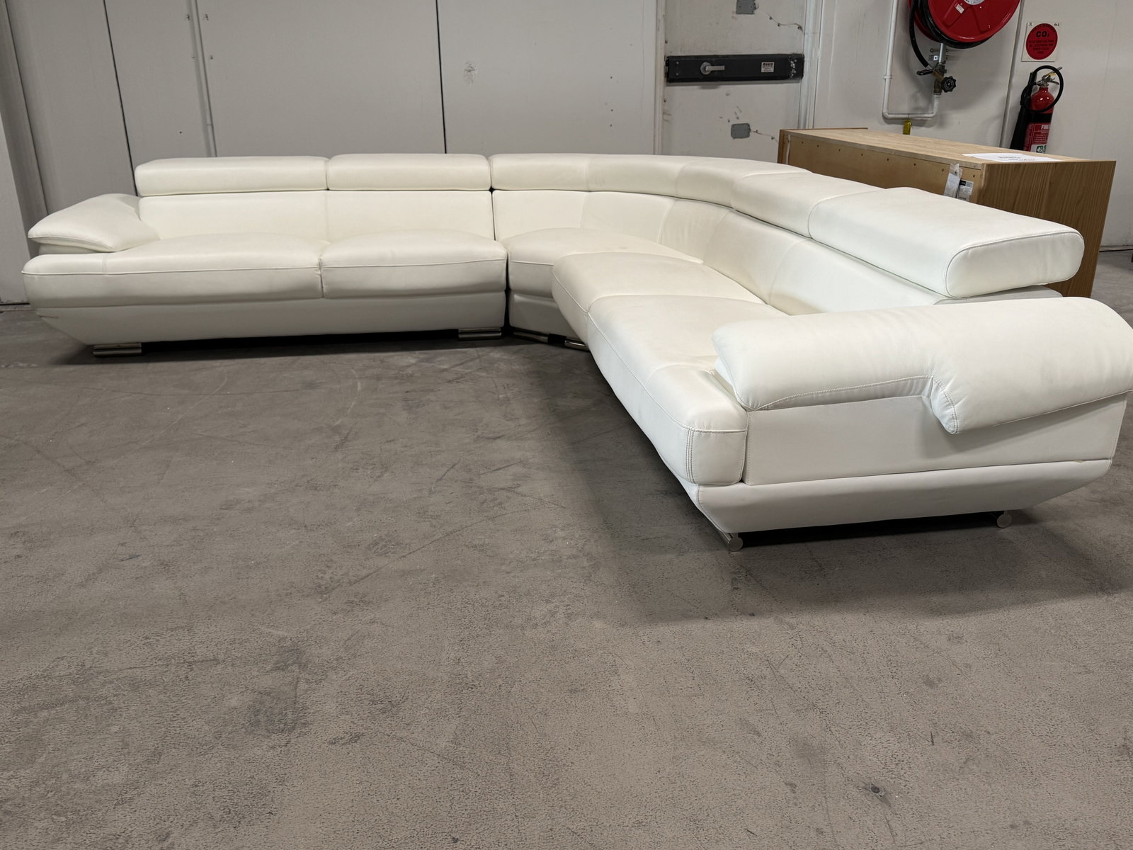 LEXINGTON Leather Two Seat One Arm Module (Main Colour: Essential Snow White, Material: Leather + Match) 1