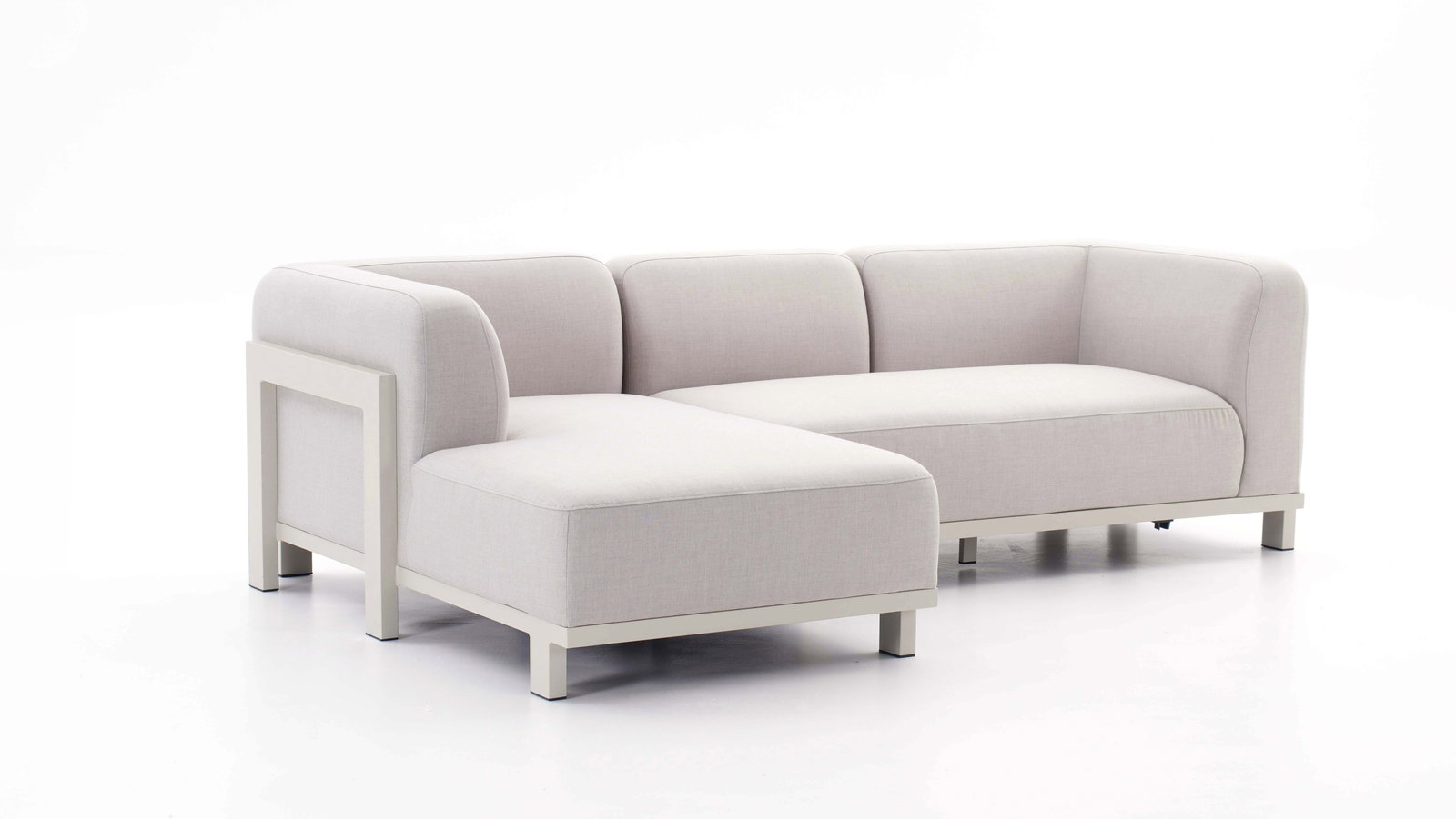 Noosaville Beige Outdoor Chaise Lounge