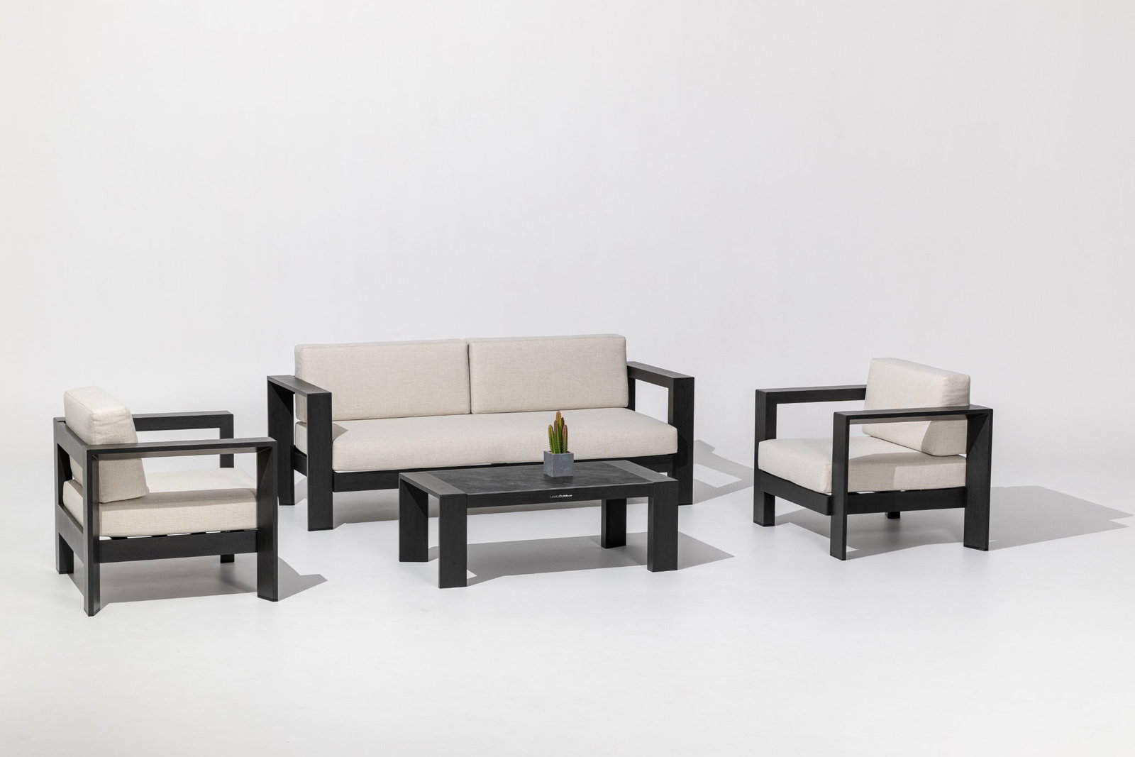 Sunwave Ebony Outdoor 3+1+1 with Coffee Table