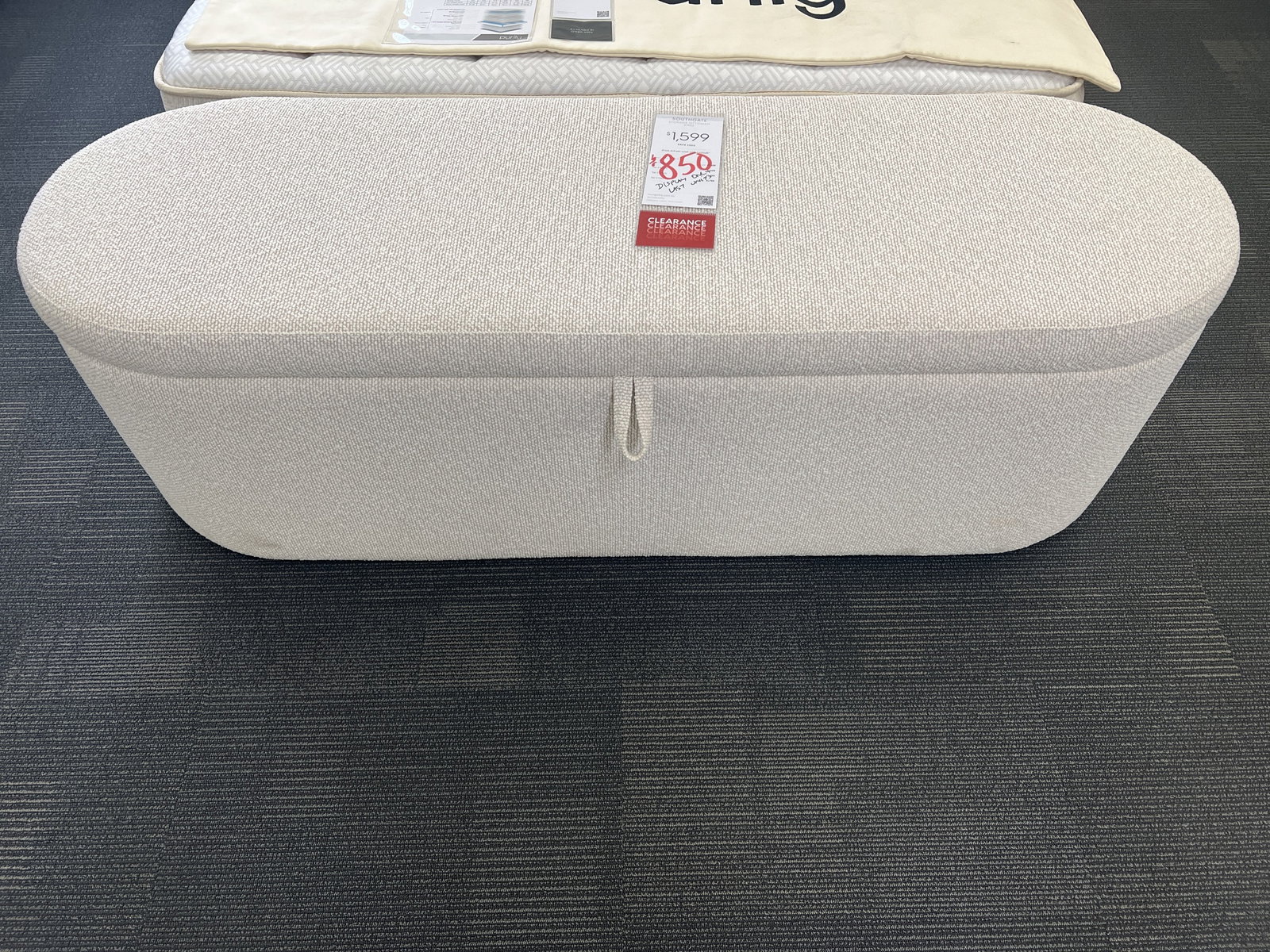SOUTHGATE OTTOMAN Southgate Ottoman 1