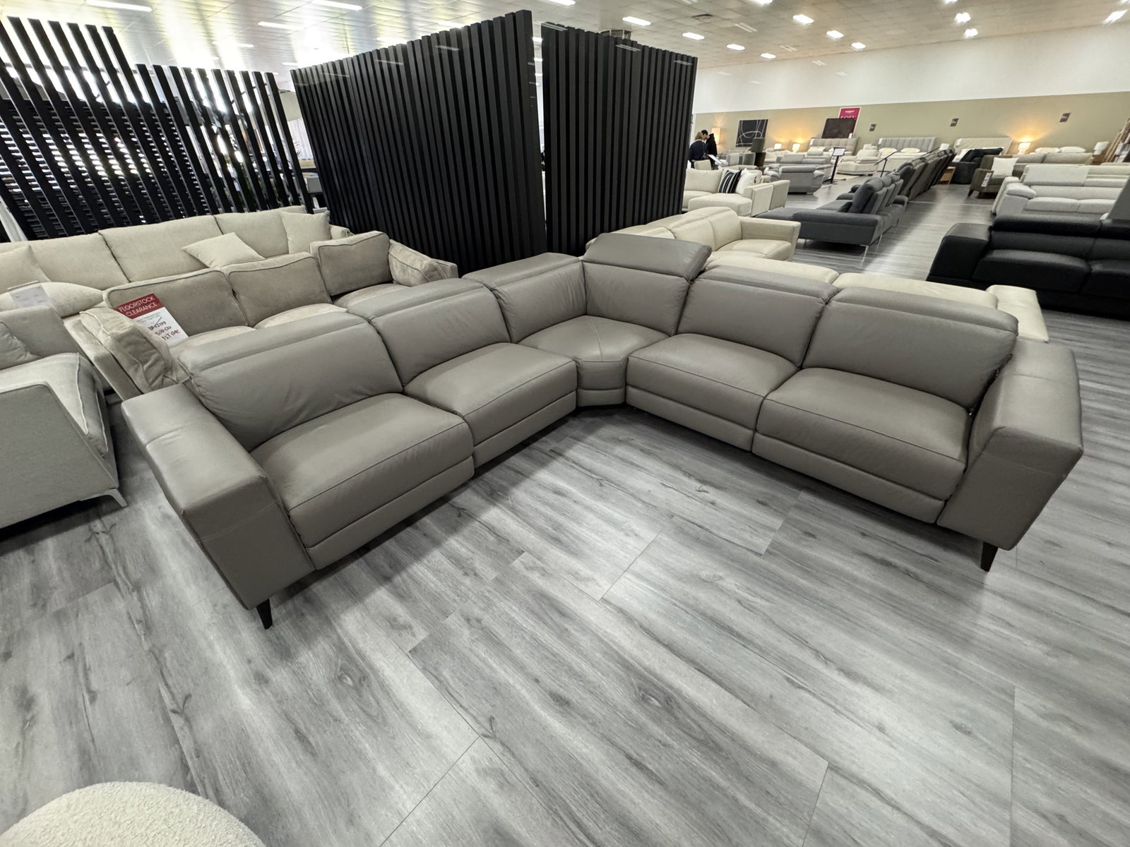 STIRLING LEATHER RECLINER CNR MODULE RIVERSTONE 1