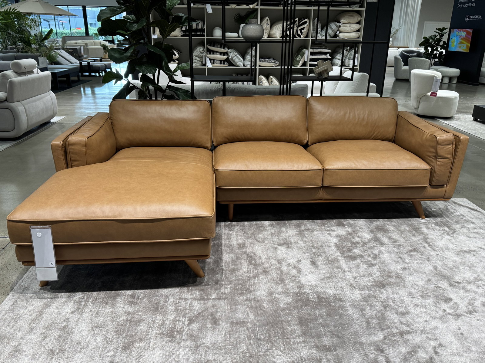 OLAFUR LEATHER CHAISE LOUNGE Chaise Lounge With Left Hand Facing Chaise (Material: Full Leather, Colour: Vintage Tan) 1