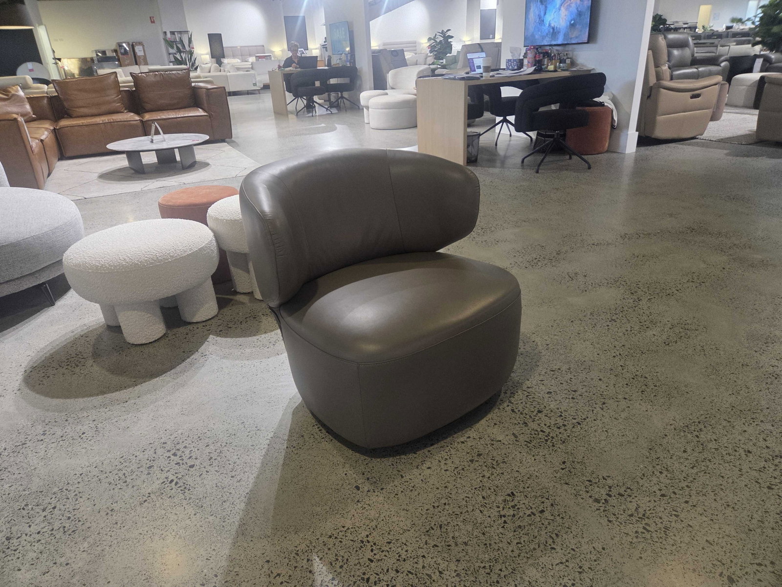  Chloe Leather Swivel Chair (material- Full Leather ,colour-prestige Riverstone ) 1