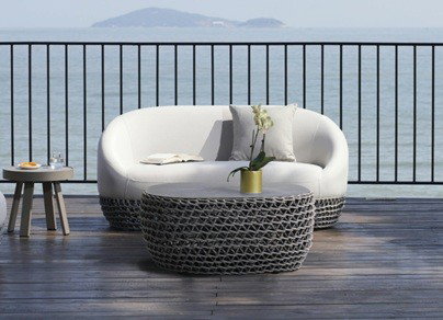 BUNDEENA 2 SEATER WITH COFFEE TABLE Clearance8697 1