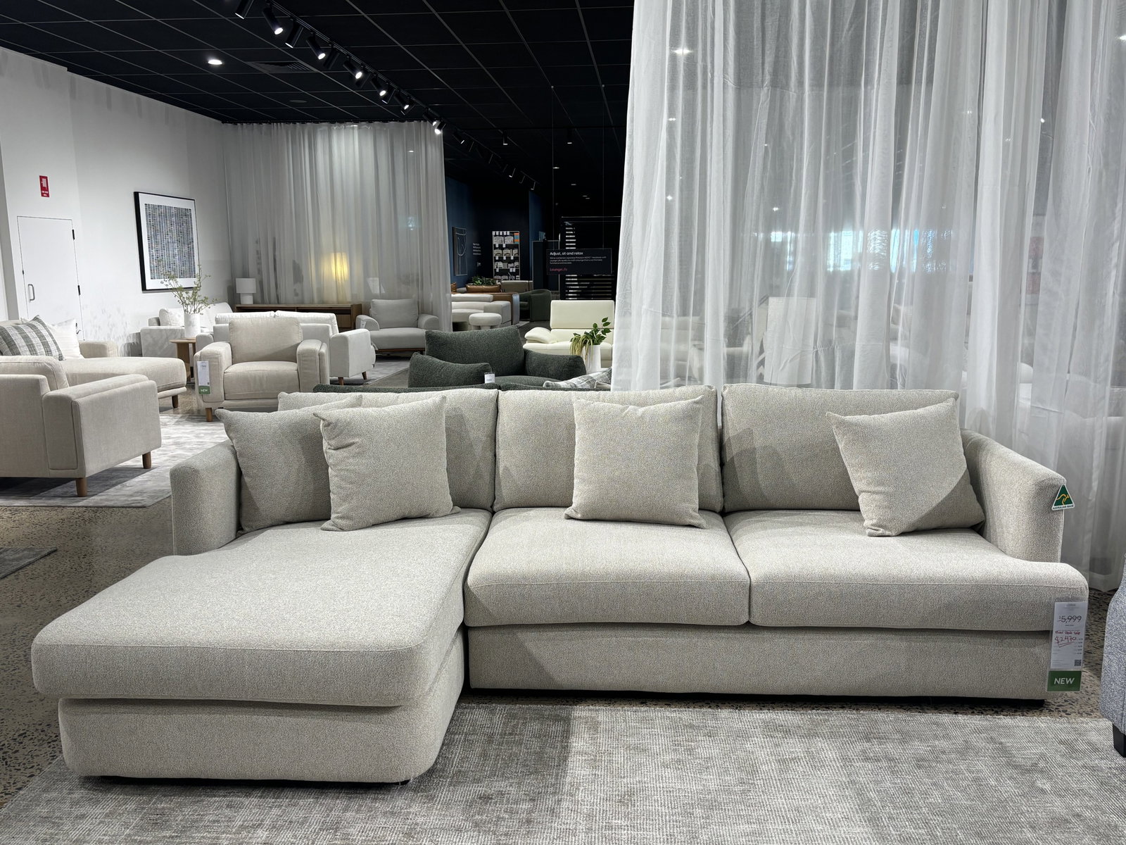 LORNE Chaise Lounge (Tier2 Warwick Jefferson Collection) 1