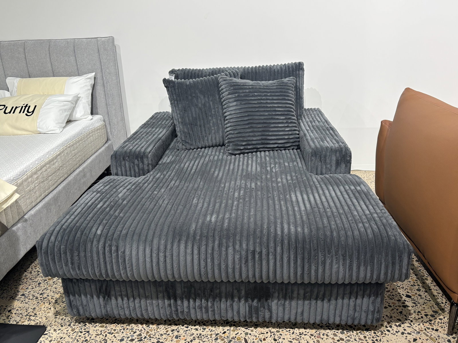 TOORAK Chaise Lounge + Set Of Two Cushions (Tier 3 Custom) 1
