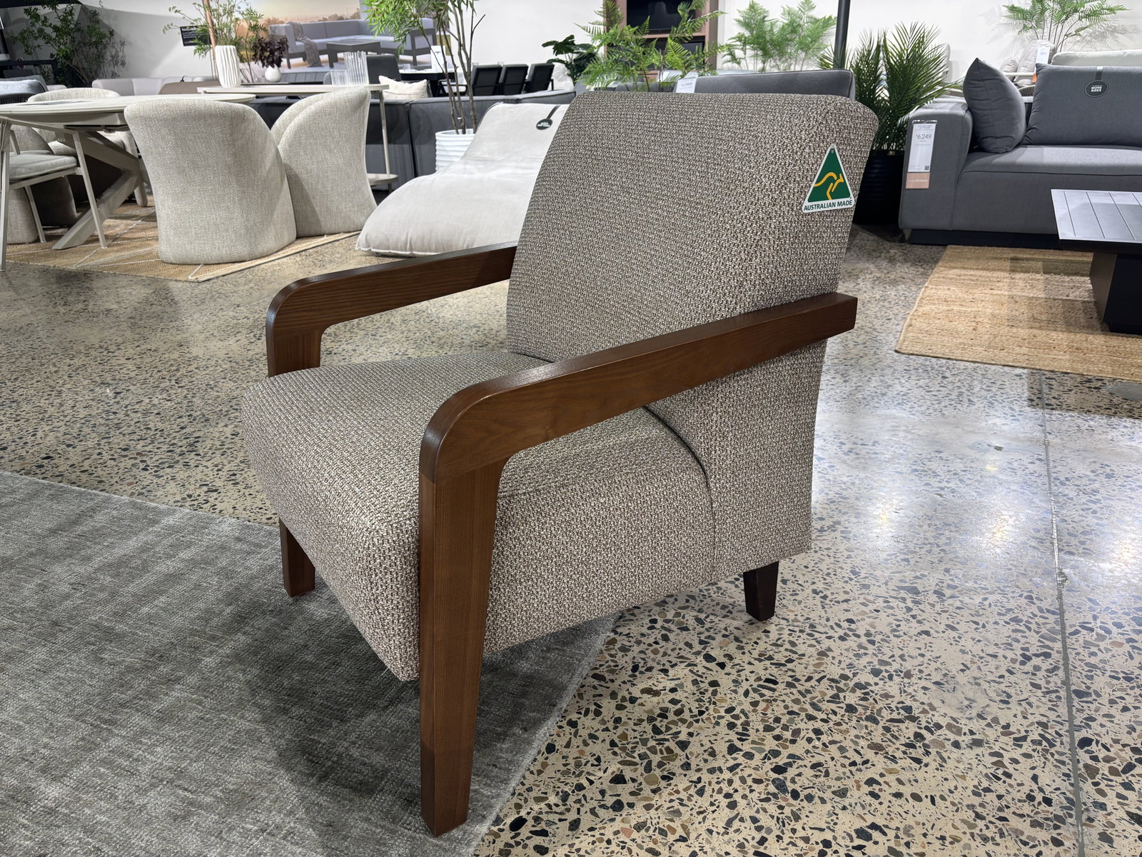 RYE Accent Chair (Tier 1 Warwick Brooklyn) 1