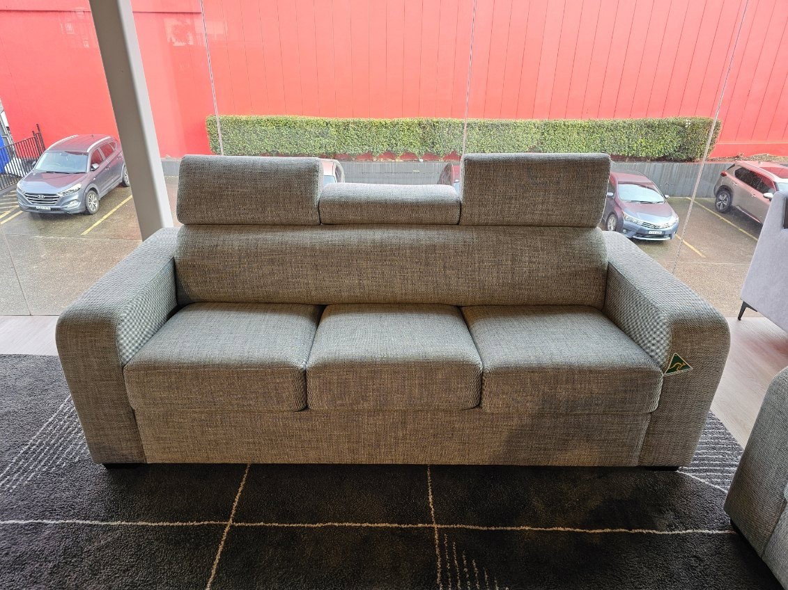 ASCOT 3 Seater (Aus Made!!!!!) 1