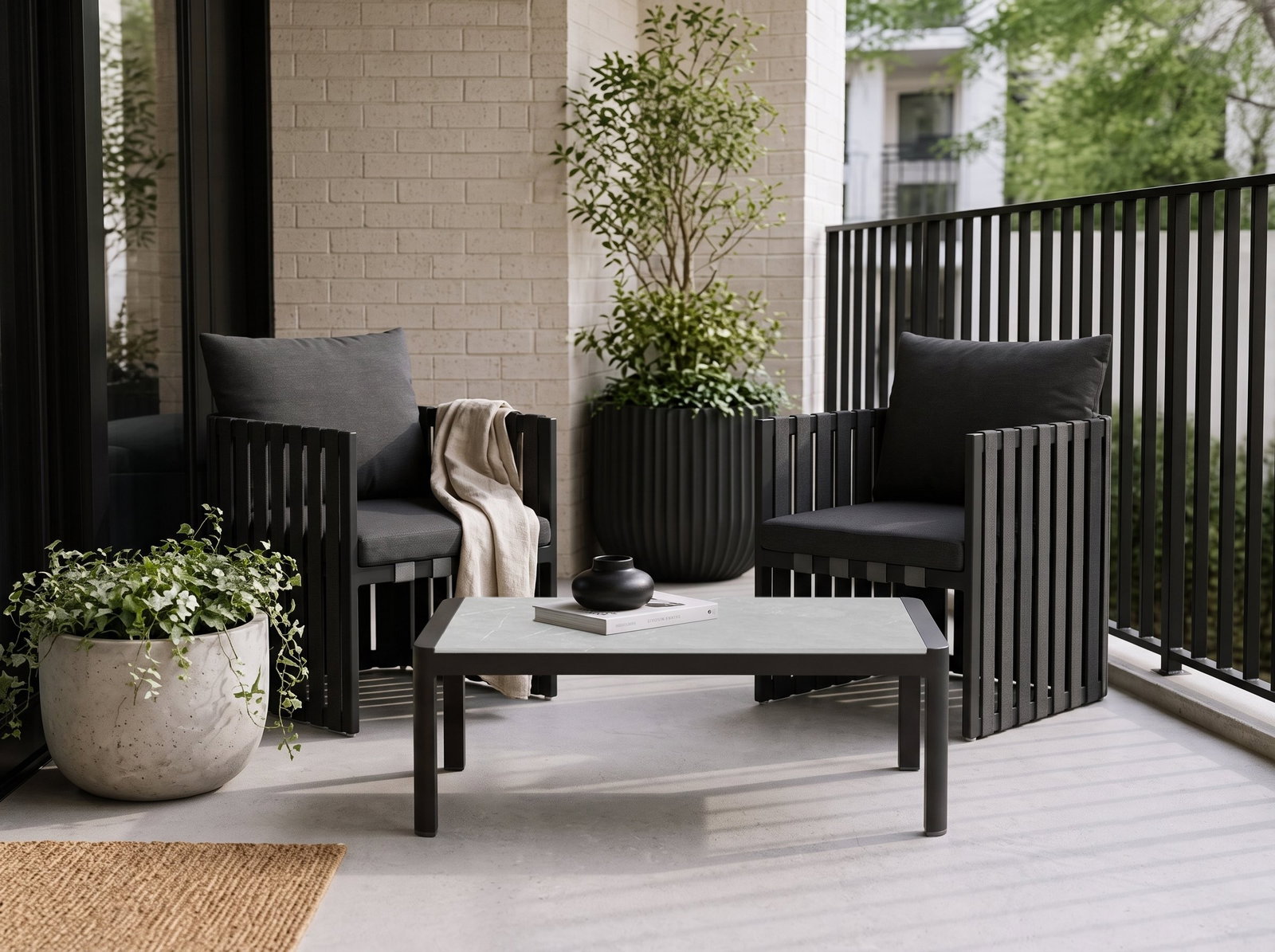Manly Cove Black Outdoor Balcony Suite