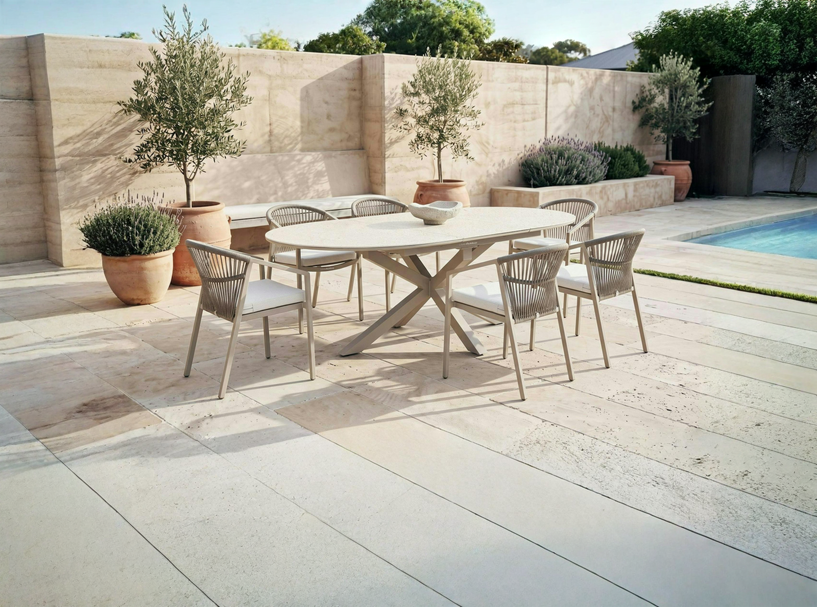 Fraser Mocha 7-Piece Round Extendable Outdoor Dining Set
