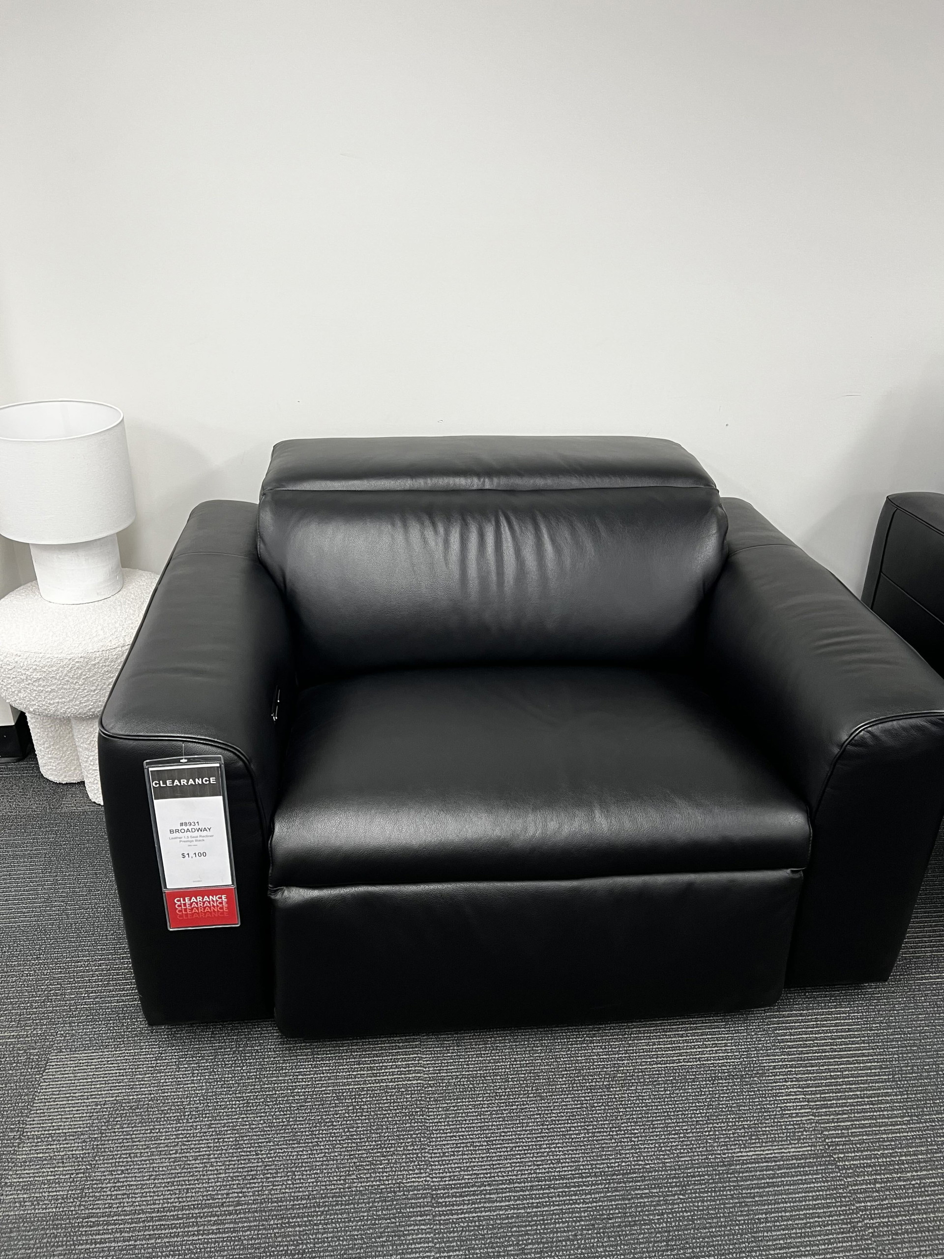 BROADWAY Leather 1.5 Seat Recliner (Prestige Black) 1