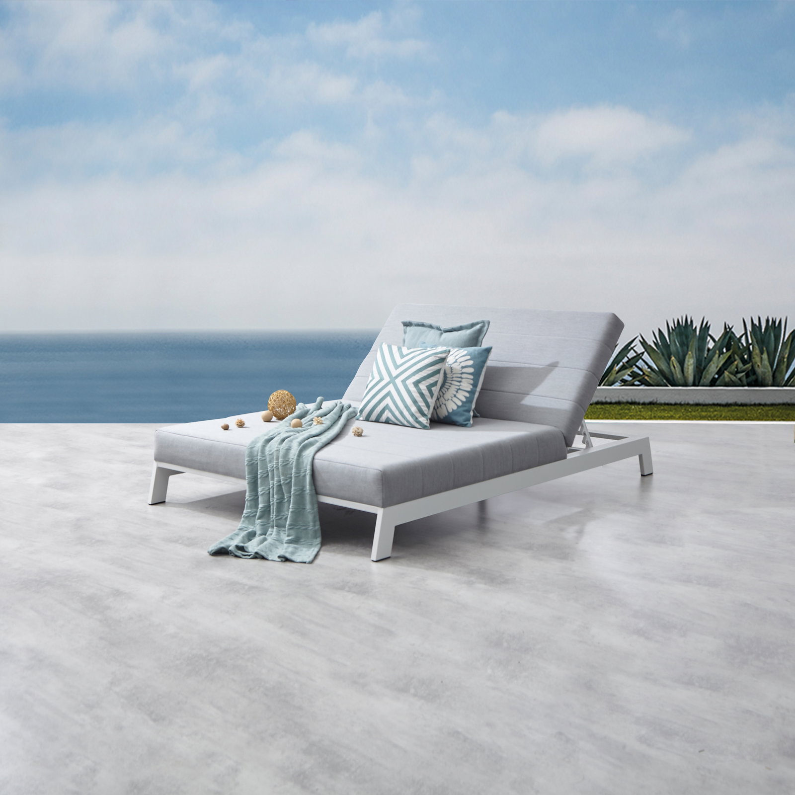New Noosa White Outdoor Fabric Double Sun Lounge