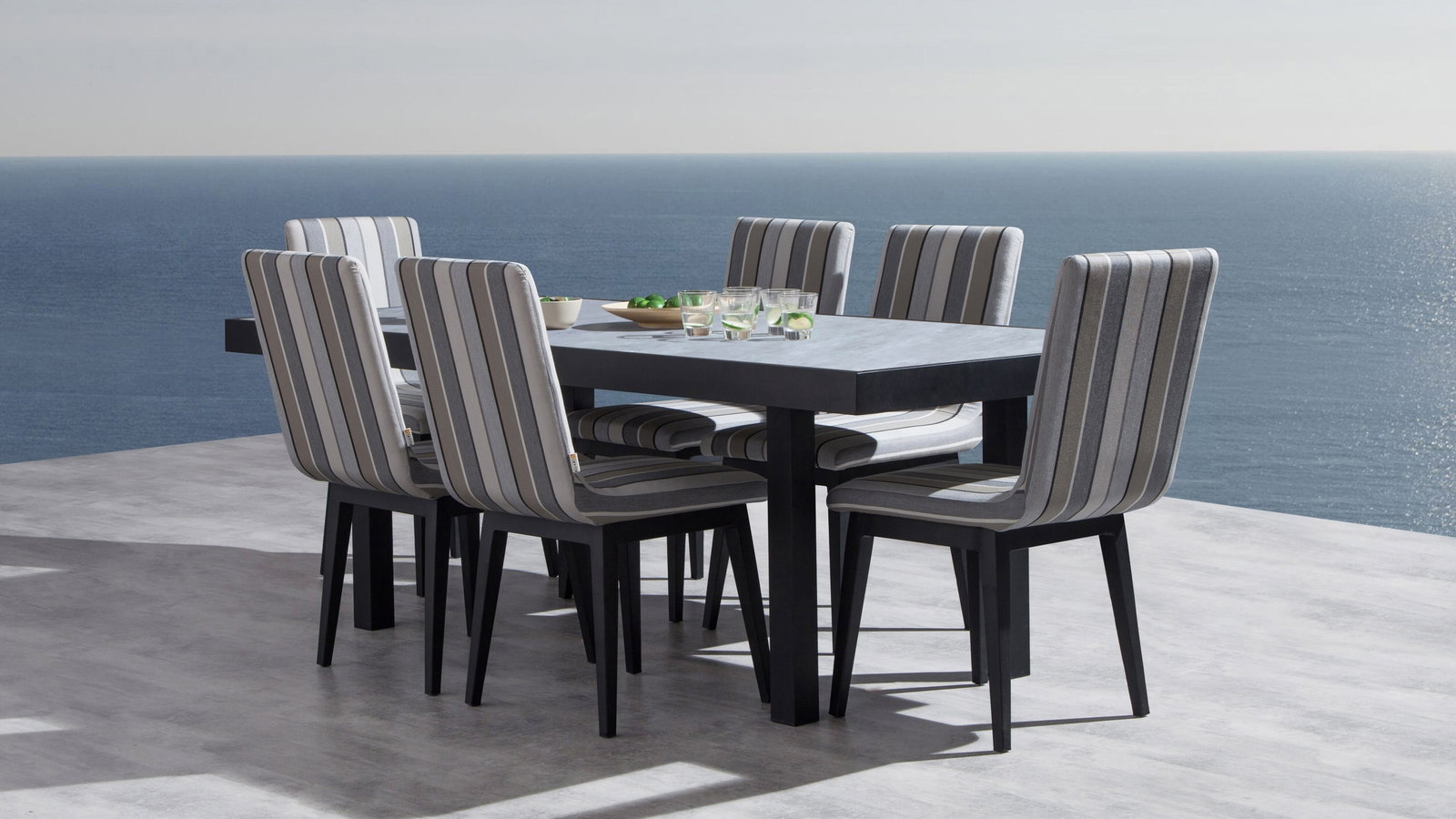 Invini Black 7-piece Outdoor Ceramic Dining Set With Kroes Chairs