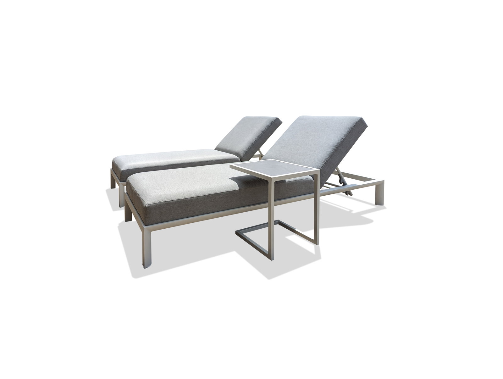 Manly White Outdoor Sunlounge Set With Side Table
