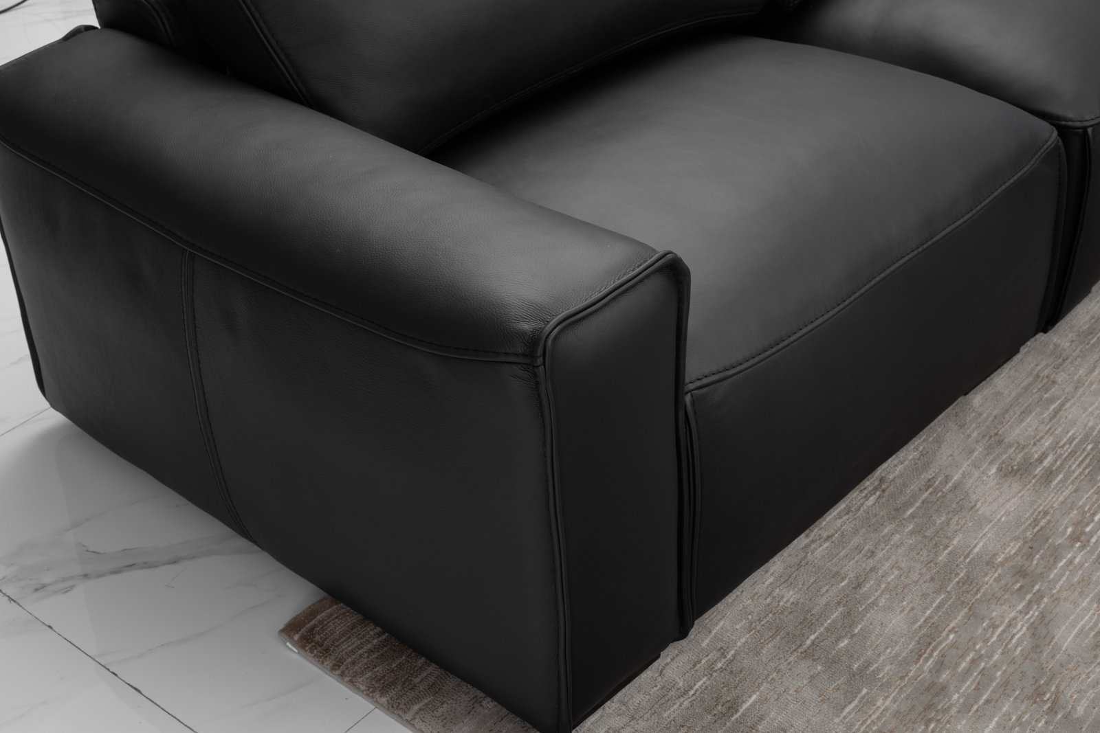 Milo Leather Lounge Collection